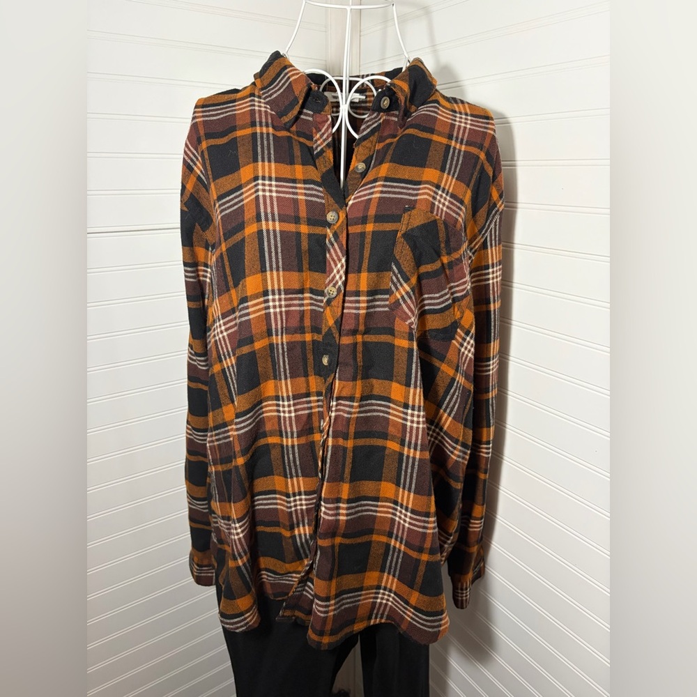 Maurices Women's Boyfriend Brown/Black/ Cream Plaid Button-Down Shirt - Picture 1 of 4